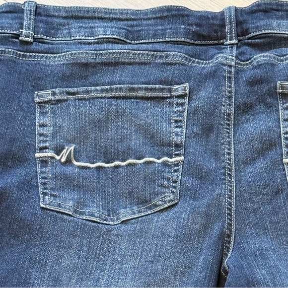 M. Jeans by Maurices Mid Rise Short Women's Jeans 20W - Picture 10 of 10